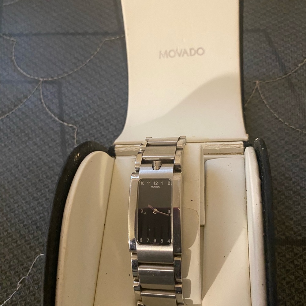 Authentic Swiss Made Movado Women's Elliptica 0604767 Rectangular with Case